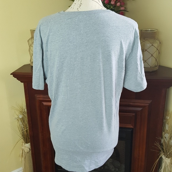 Old Navy 20th anniversary t shirt M - Picture 3 of 5